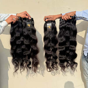 Vente en gros de cheveux vierges indiens, faisceaux de cheveux humains à vagues profondes, faisceaux de cheveux brésiliens bruts bouclés, vendeurs de cheveux de temple - Product Image 2