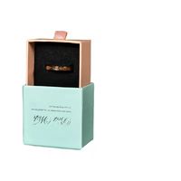 Boîtes à bijoux rigides personnalisées avec logo, fermeture magnétique, revêtement UV pour le stockage de parfums, de bougies, de verres, en carton kraft et en cuir