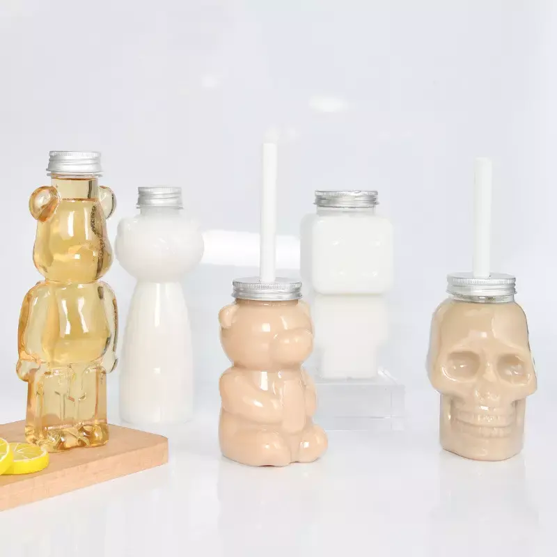 Botol Minum Bentuk Beruang Tengkorak Robot Plastik Unik Minuman Kemasan Kreatif Transparan PET Sekali Pakai Cangkir Boba Lucu