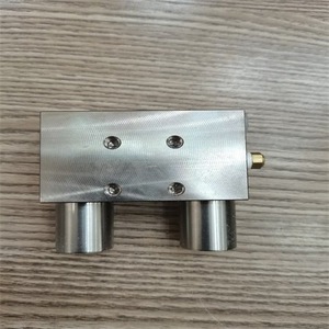 ZIMMER MKS2001A ตัวหนีบรางโลหะ ชิ้นส่วนนำทางแบบเส้นตรง - Product Image 1