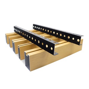 铝制现代设计金属条形天花板 悬挂式穿孔铝制防水天花板，适用于商场，带天花板网格 - Product Image 3