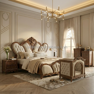 <span class=keywords><strong>Lit</strong></span> classique français en bois sculpté, taille King, capitonné en bouclé, ensemble de chambre à coucher pour hôtel, chambre d'hôtes, projet de villa, FF&E sur mesure - Product Image 6