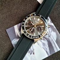 Montre-bracelet analogique à quartz pour homme, boîtier en acier inoxydable de 42 mm, bracelet en silicone de 20 mm, multifonction, sous-cadran jour/date, étanche