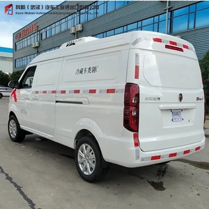 Camionnette <span class=keywords><strong>frigorifique</strong></span> diesel manuelle DFAC neuve pour la livraison de crème glacée, mini-<span class=keywords><strong>camion</strong></span> congélateur, <span class=keywords><strong>camion</strong></span> de chaîne du froid pour aliments - Product Image 4
