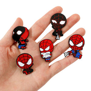 Épingles de personnage de <span class=keywords><strong>film</strong></span> <span class=keywords><strong>Spider</strong></span> <span class=keywords><strong>Man</strong></span> de dessin animé créatif, broche en alliage d'émail de super-héros, accessoires d'insigne en métal de mode - Product Image 3
