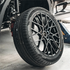 Pneu de voiture radial UHP pour ville 275/40ZR20 275/40ZR18 225/70R16 205/50ZR16 Pneu de voiture sans chambre à air - Product Image 6