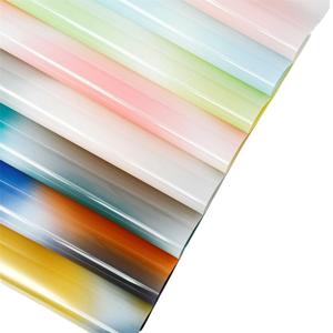 Papel de regalo floral Impermeable Impresión de gradiente de una cara Precio directo de fábrica para floristería y ramo de flores Embalaje - Product Image 1