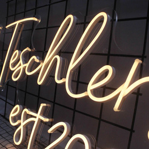 Il segno del negozio di Logo di arte della parete di alta qualità consente di far festa buon compleanno buone vibrazioni insegna al Neon a Led personalizzata con supporto in acrilico trasparente