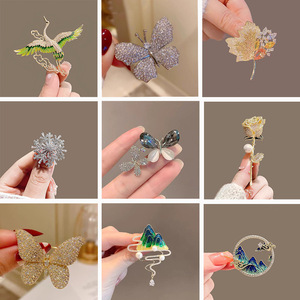 Butterfly Rhinestone Brooch Zinc Alloy Women's Party Accessory Fashion Pin Micro Insert Design - Product Image 1