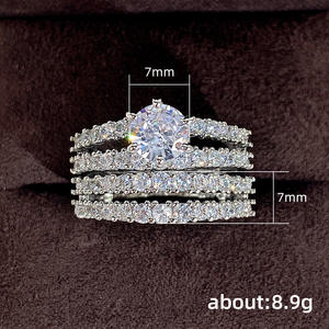 Anello di Fidanzamento Q258 per Donna in Oro Bianco con Diamante Sintetico Coltivato in Laboratorio, Taglio Brillante Rotondo, Colore G - Product Image 5