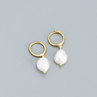 Fine 925 Sterling Silver 18K Gold Vermeil Minimaliste Baroque Irrégulière Perle D'eau Douce Drop Hoop Boucles D'oreilles Bijoux pour Femmes