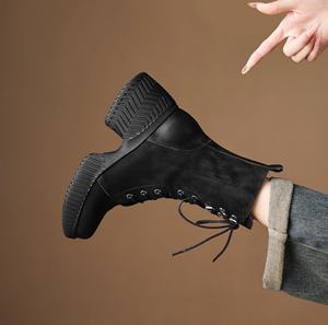 Bottines courtes en cuir de créateur pour femme avec fermeture éclair pointue, talon compensé, collection automne-hiver, style western - Product Image 5