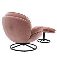 Chaises à luxe en velours rose matelassé, ensemble avec repose-pieds pour le salon
