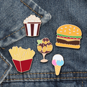 Spilla in lega con smalto a goccia a tema cibo: Fun Burger, Burger, <span class=keywords><strong>Popcorn</strong></span>, Corsage, Gelato, Patatine fritte - Product Image 1