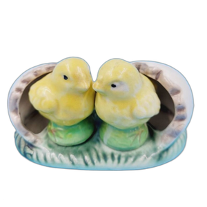 Vintage mignon poussins à couver dans oeuf salière et poivrière ensemble japon collection cuisine décor printemps - Product Image 1
