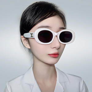 Gafas de sol ovaladas Jn Black para mujer, montura de PC, protección UV400, tipo 3 lentes, con embalaje en caja - Product Image 4