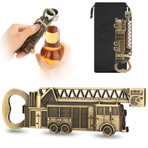 Ouvre-bouteille vintage en forme de camion de pompiers en métal, cadeau unique pour <span class=keywords><strong>pompier</strong></span>, pour la cuisine, le bar, les cadeaux de fête des pompiers, ouvre-bouteille de collection - Product Image 1