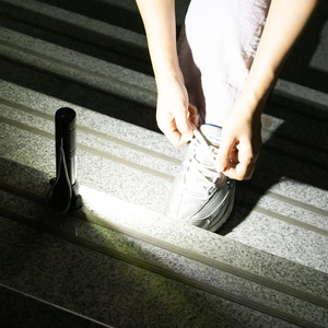 Đèn pin đa năng tích hợp búa khẩn cấp, dao, đèn LED COB, sạc USB - Product Image 3