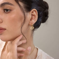 Maßgefertigte Halskette Modeschmuck für Frauen 18K PVD Gold Edelstahl Strass Brezel Herz Creolen Großhandel Ohrringe