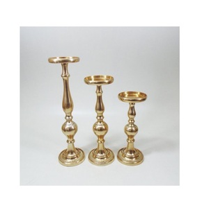 Portavelas decorativo de Metal, candelabro de diseño de tendencia, candelabro de Metal chapado en oro decorativo para el hogar y el Hotel, candelabro de Metal más vendido - Product Image 1