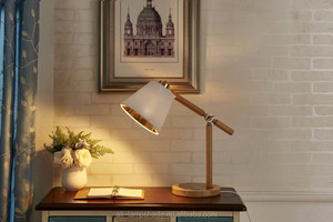 Classico In Legno Lampada Da Tavolo Flessibile Lampade Da Lettura con Lino <span class=keywords><strong>Paralume</strong></span> - Product Image 6