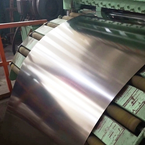 יריעת פלדת אל-חלד מגולגלת קרה מסדרה 300, דגמים 304 ו-316Ti, בעובי 0.2 מ\"מ, 0.4 מ\"מ, 0.6 מ\"מ, גימור פני שטח 2B, לחיפוי קירות חיצוניים, חיתוך וכיפוף. - Product Image 4