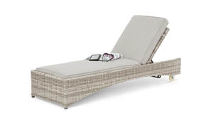 Vietnam Manufacturer Set of Two Adjustable Modern White Grey PE <b>Rattan</b> <b>Sun</b> <b>Loungers</b> with Adjustable Backrest, Removable Cushion - Product Image 4