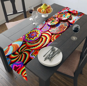 Napperons <span class=keywords><strong>de</strong></span> <span class=keywords><strong>table</strong></span> à manger imprimés en 3D Napperons personnalisés Ajoutez votre propre texte Image <span class=keywords><strong>photo</strong></span> Résistant à la chaleur Lavable Antidérapant Runnet - Product Image 2