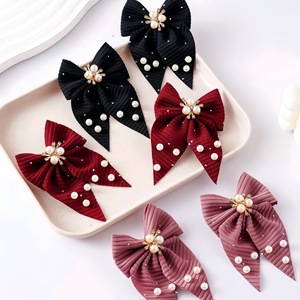 Venta al por Mayor de Pinzas de Pelo Tipo Pico de Pato en Colores Pastel con Perlas y Diamantes de Imitación, Diseño Moderno, Accesorios para el Cabello Infantil - Product Image 6