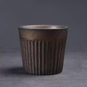 Tasse à café minimaliste de style japonais avec bec verseur, finition mate, couleur unie, capacité de 180 ml, pour la maison et les cafés - Product Image 6