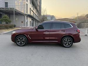 El Modelo <span class=keywords><strong>2022</strong></span> de <span class=keywords><strong>BMW</strong></span> <span class=keywords><strong>X3</strong></span> con Paquete M Sport y Motor de Gasolina Tiene un <span class=keywords><strong>Precio</strong></span> de Exportación Relativamente Bajo - Product Image 3