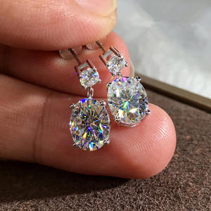 ต่างหูเพชรทองคำขาว รูปไข่ สี D ธรรมชาติ รับรองโดย GIA เครื่องประดับแต่งงานสุดคลาสสิกสำหรับผู้หญิง - Product Image 4