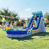 Toboggan aquatique gonflable robuste à double piste avec piscine, motif canards jaunes de dessin animé
