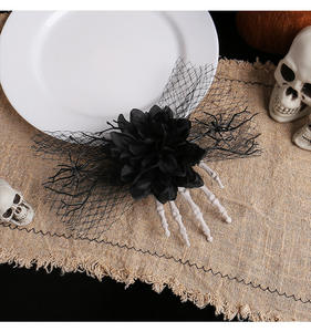 HLC Accesorio para el Cabello <span class=keywords><strong>de</strong></span> Fiesta <span class=keywords><strong>de</strong></span> Halloween, Horquilla con Calavera, Huesos, Rosas y Flores, con Malla Negra, para Decoración <span class=keywords><strong>de</strong></span> Fiestas y Festivales - Product Image 4