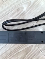 Zoyue Bower 13A 8 voies 19 pouces PDU en aluminium (type UK) pour racks de serveurs et armoires réseau de centres de données - En stock
