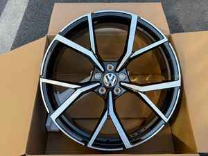 Precios al por Mayor para Ruedas de Automóviles de Pasajeros, Ruedas Forjadas de Alta Calidad para VW, Volante Dayton de 18\", 19\", 20\", 21\", 22\", 23\" - Product Image 1