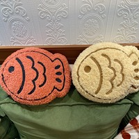 Flauschiges Taiyaki-förmiges Plüschkissen Weiches Fisch-Stoffkissen Cartoon-Meeresfisch Sofa-Rückenkissen für Heim-Sofa-Deko Kindergeschenk