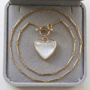 Collar con Colgante de Selenita Natural Grado AAA en Forma de Corazón, Chapado en Oro de 18K, Joyería de Acero Inoxidable, Cristal Geométrico de 25mm - Product Image 4