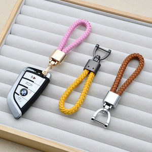 Porte-clés créatif en cuir tressé, porte-clés de voiture transfrontalier en métal, pendentif de sac à fermoir mors, petit cadeau personnalisé - Product Image 3