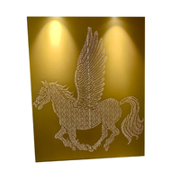 Mur d'art en aluminium doré moderne, design Pégase avec trous, pour centre commercial et hôtel