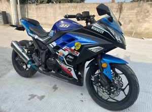 Motocicleta Deportiva <span class=keywords><strong>Kawasaki</strong></span> Ninja 250 <span class=keywords><strong>de</strong></span> Dos Cilindros Refrigerada por Agua <span class=keywords><strong>de</strong></span> 250cc - Product Image 6