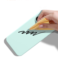 Coque en silicone anti-traces de doigts avec protection d'objectif surélevée pour iPhone 17 16 15 14 18 Pro Max, résistante aux chutes, en caoutchouc souple mat, magnétique