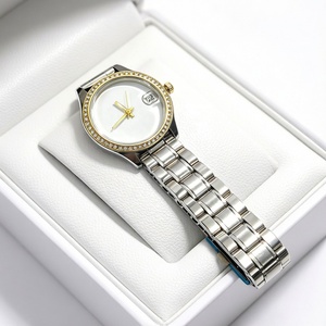 <span class=keywords><strong>Montre</strong></span> pour <span class=keywords><strong>femme</strong></span> personnalisée <span class=keywords><strong>bicolore</strong></span> avec photo et logo personnalisés, cadran blanc, <span class=keywords><strong>montre</strong></span> pour <span class=keywords><strong>femme</strong></span> en acier inoxydable pour cadeau d'anniversaire - Product Image 3
