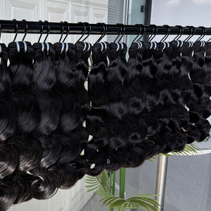 Extensiones de Cabello Humano Ondulado Natural, Color Natural, Textura Suave y Abundante, Doble Trama, Extensiones de Cabello al por Mayor, Cabello Vietnamita - Product Image 4