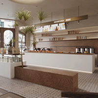 Ensemble complet de mobilier d'intérieur clé en main pour café en bois : comptoir de bar, vitrine et autres meubles pour restaurant, pâtisserie et salon de thé