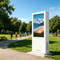 Tótem de Señalización Digital LCD para Exteriores de 32 Pulgadas, IP65, 3000nit de Brillo, Impermeable, de Doble Cara, con Soporte de Pie para Calle o Carretera