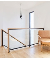 CBMmart Vente d'usine Escaliers à longeron unique Escaliers d'intérieur en bois Escalier droit Garde-corps en verre
