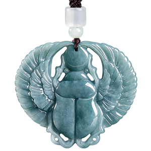 Pendentif authentique en jade naturel bleu, bijou en jade de qualité glace, pièce unique et de petite taille pour hommes et femmes. - Product Image 5