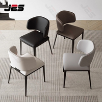 Meubles de restaurant modernes en similicuir J2S sur mesure avec chaise à structure en bois massif et ensemble de table ronde pour projets hôteliers