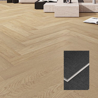 625x125mm Fischgrät-SPC Luxus-Klickboden Eichenholz-Optik Rutschfester Wasserdichter Vinylboden mit Akustik-IXPE-Polster EIR